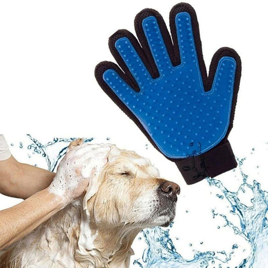 Versatile Pet Grooming and Deshedding Glove